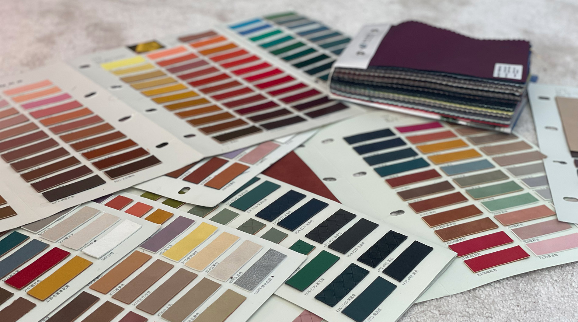 Vegan-Colourways colour palettes for our sustainable & vegan medical bags